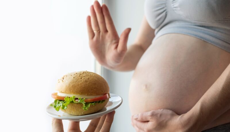 Alimente și băuturi pe care să le eviți în sarcină