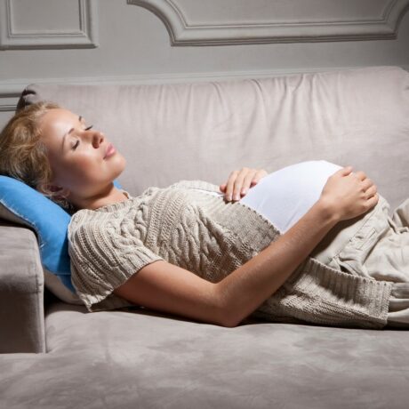 Somnul în timpul sarcinii: poziții de somn, remedii pentru un somn odihnitor