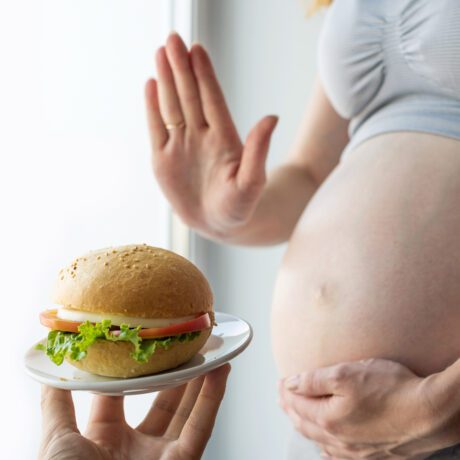Alimentația în timpul sarcinii. Care sunt nutrienții necesari pentru o femeie gravidă