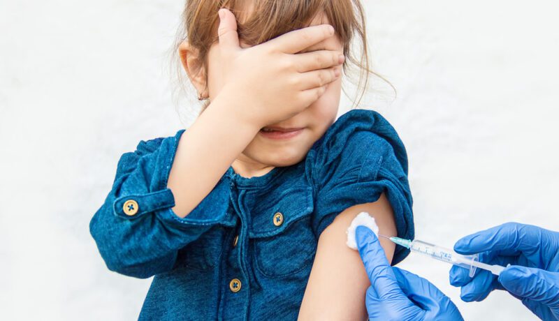 Cum îți protejezi copilul de gripa sezonieră