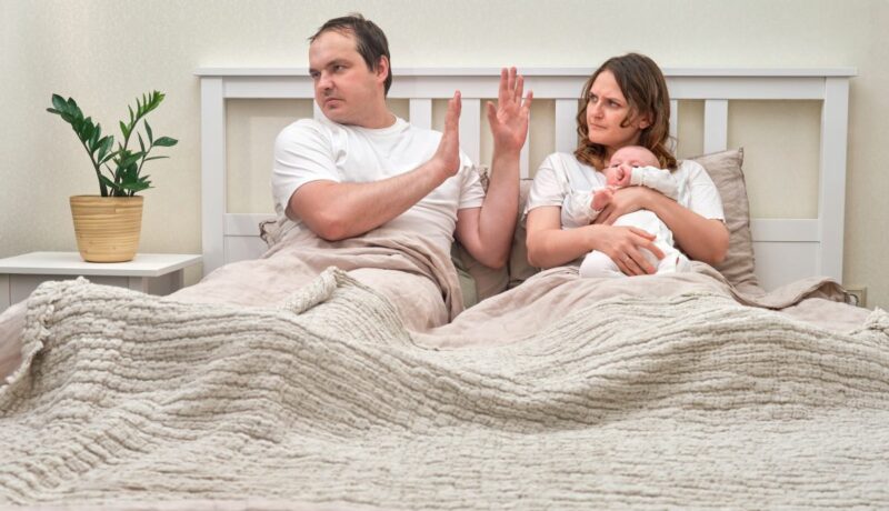 5 probleme în căsnicie care apar după nașterea unui copil