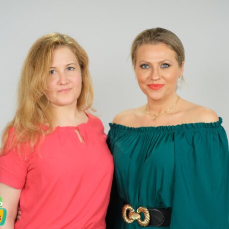 Costina Voicu și Mirela Vaida, într-o fotografie împreună, la DePărinți.ro