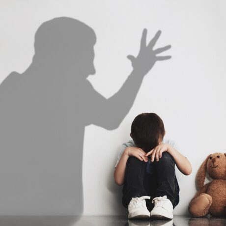 Totul despre abuz: ce trebuie să știe copiii
