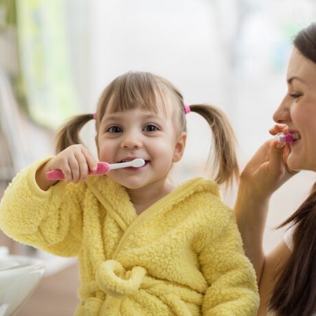 Perierea dinților la copii: cantitatea de pastă de dinți necesară