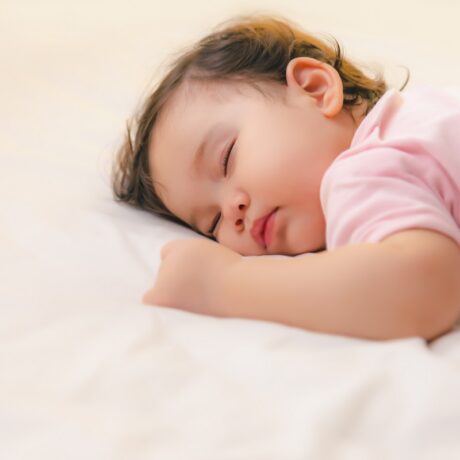 Somnul de zi al copilului: ghid pentru părinți