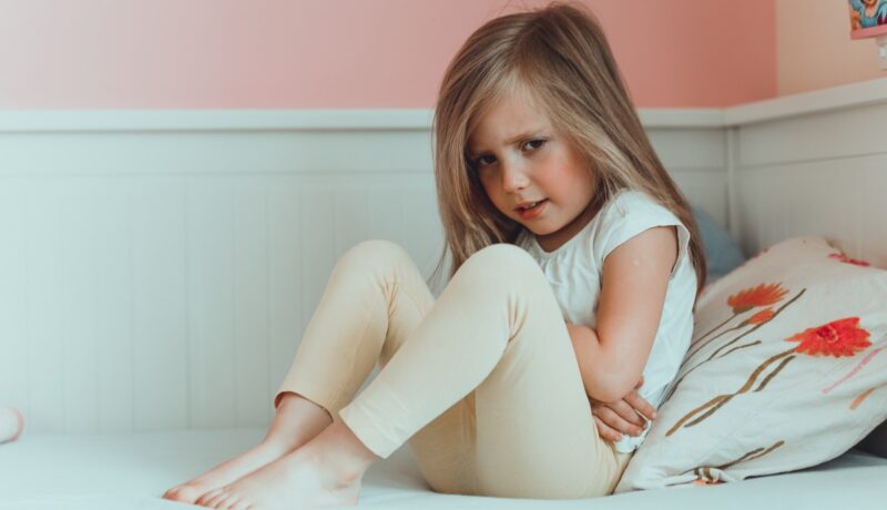 Ce ascund durerile de burtă la copii
