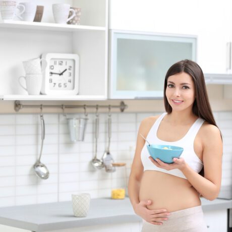 Ce alimente e indicat să consumi în primul trimestru de sarcină. Ce spun specialiștii