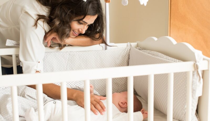 Cum să-i asiguri bebelușului un somn călduros și odihnitor