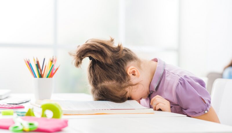 Copilul nu se odihnește suficient: semne care ”trădează” lipsa de somn și ce poți face pentru a remedia situația