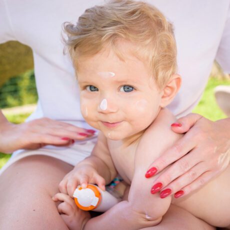 Principalele modificări ale pielii bebelușilor. De ce sunt acestea normale