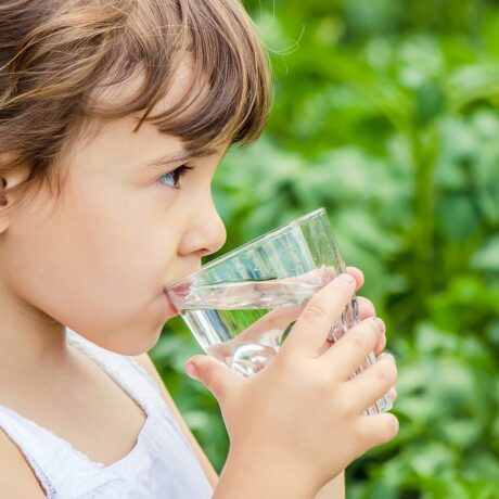 Deshidratarea la copii: care sunt cauzele și ce simptome apar