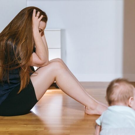 Epuizarea maternă: simptome, cauze și recuperare