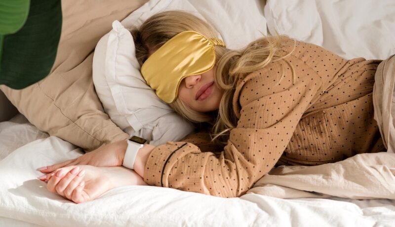 Cum poate o mamă să doarmă mai bine: trucuri pentru somn odihnitor