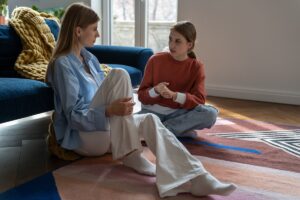 Întâlnirile la adolescenți: Cum să vorbești cu adolescentul despre întâlniri