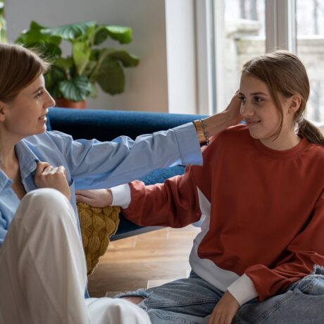 Cum să abordezi subiectul sănătății mentale cu adolescenții