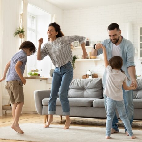 Cum să ai un weekend relaxant în familie fără stres