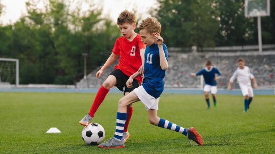 Sportul în echipă: cum ajută la dezvoltarea socială a copiilor