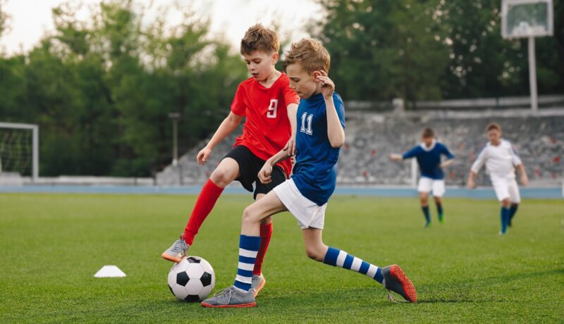Sportul în echipă: cum ajută la dezvoltarea socială a copiilor