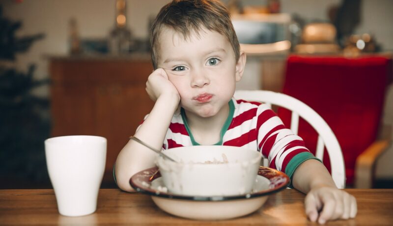 Cum să recunoști și să tratezi tulburările de alimentație la copii